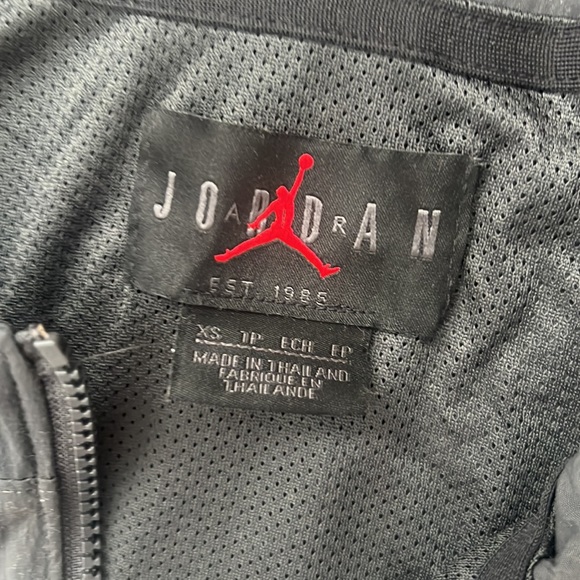 Men XS top Jordan - Picture 3 of 4